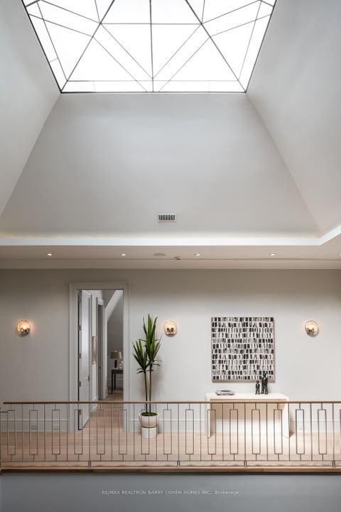 Photo 19 at 101 Old Colony Road, Windfields, Toronto