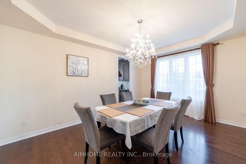 Photo 7 at 28 Countrywide Court, Patterson, Vaughan