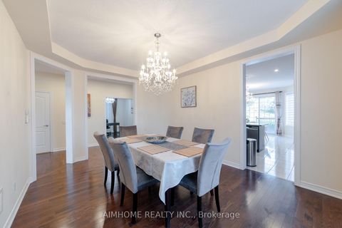 Photo 8 at 28 Countrywide Court, Patterson, Vaughan
