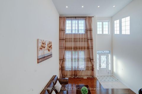 Photo 22 at 28 Countrywide Court, Patterson, Vaughan