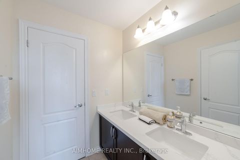 Photo 26 at 28 Countrywide Court, Patterson, Vaughan