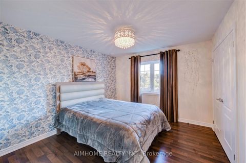 Photo 27 at 28 Countrywide Court, Patterson, Vaughan