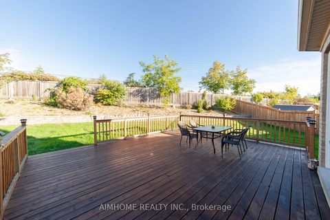 Photo 36 at 28 Countrywide Court, Patterson, Vaughan