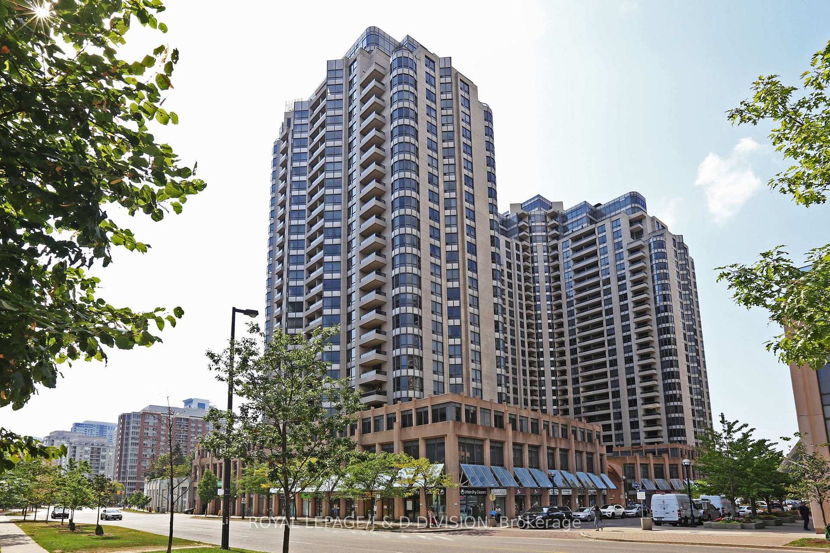 923 - 15 Northtown Way, Willowdale East, Toronto 