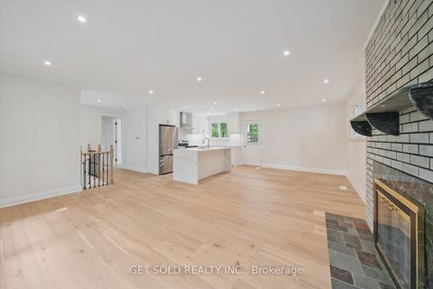 Photo 14 at 521 Grand Boulevard, FA Falgarwood, Oakville