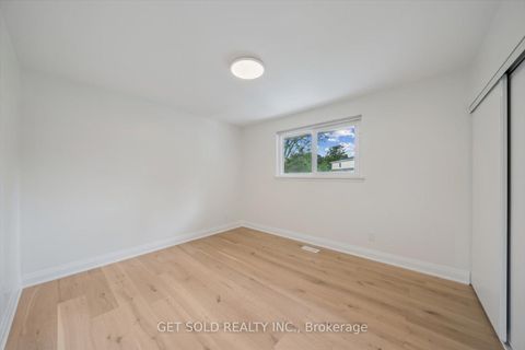 Photo 23 at 521 Grand Boulevard, FA Falgarwood, Oakville