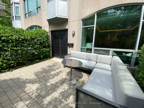 Photo 1 at 59 Mcmurrich Street, Annex, Toronto