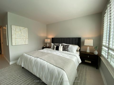 Photo 25 at 59 Mcmurrich Street, Annex, Toronto