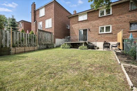 Photo 36 at 72 Fred Bland Crescent, Eglinton East, Toronto