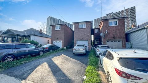 Photo 1 at 46 Albion Avenue, Oakridge, Toronto