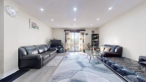 Photo 3 at 46 Albion Avenue, Oakridge, Toronto