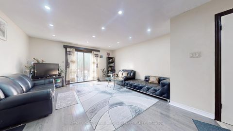 Photo 4 at 46 Albion Avenue, Oakridge, Toronto