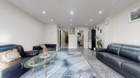 Photo 6 at 46 Albion Avenue, Oakridge, Toronto