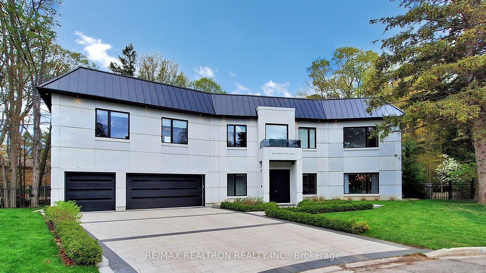 8 Elspeth Place, Grandview, Markham 2