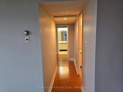 Photo 1 at 1014 - 160 Alton Tower Circle, Milliken, Toronto