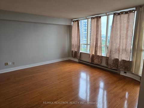 Photo 10 at 1014 - 160 Alton Tower Circle, Milliken, Toronto