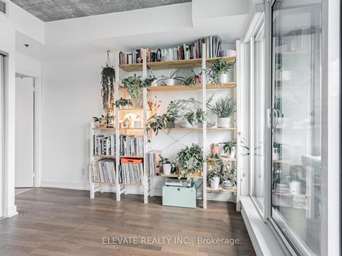 Photo 17 at 924 - 20 Minowan Miikan Lane, Little Portugal, Toronto
