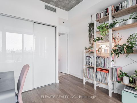 Photo 19 at 924 - 20 Minowan Miikan Lane, Little Portugal, Toronto