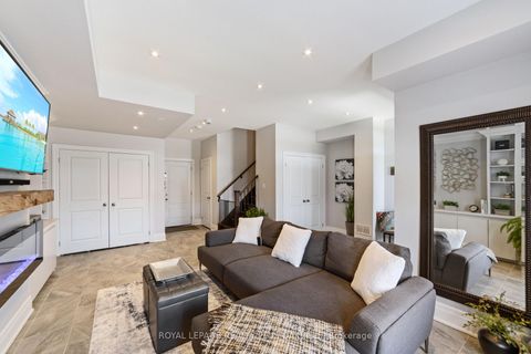 Photo 4 at 2275 Khalsa Gate, WM Westmount, Oakville