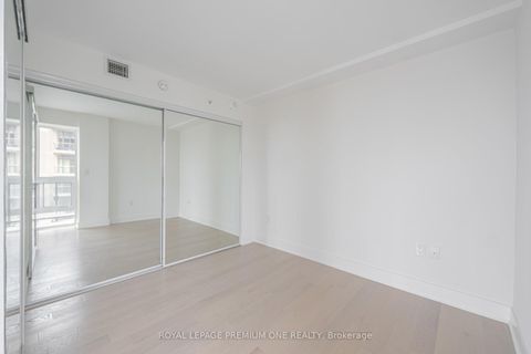 Photo 21 at 2607 - 955 Bay Street, Bay Street Corridor, Toronto