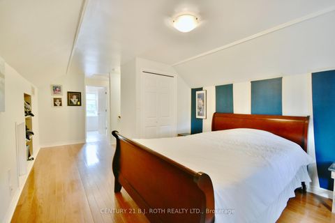 Photo 11 at 1231 10th Line, Rural Innisfil, Innisfil Photo 11 at 1231 10th Line, Rural Innisfil, Innisfil