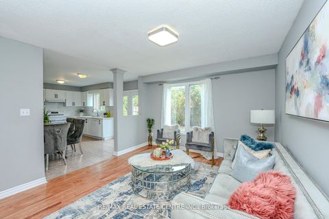 Photo 9 at 2155 Peachtree Lane, WM Westmount, Oakville