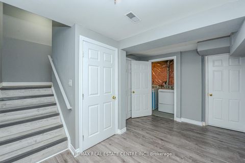 Photo 33 at 2155 Peachtree Lane, WM Westmount, Oakville