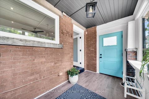 Photo 3 at 206 Howard Park Avenue, Swansea, Toronto