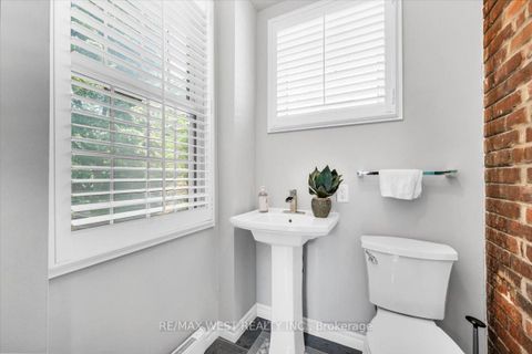 Photo 19 at 206 Howard Park Avenue, Swansea, Toronto