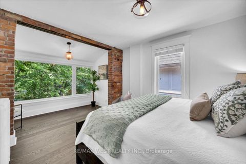 Photo 22 at 206 Howard Park Avenue, Swansea, Toronto