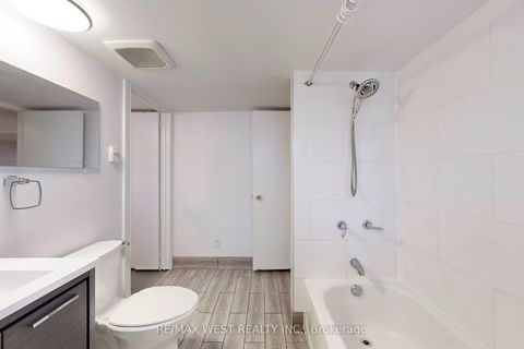 Photo 46 at 206 Howard Park Avenue, Swansea, Toronto