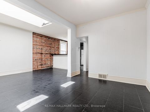 Photo 4 at 244 King Edward Avenue, Lumsden, Toronto