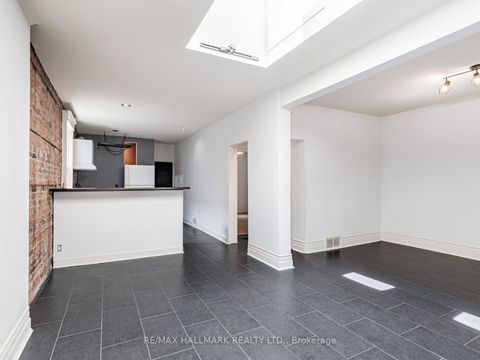 Photo 5 at 244 King Edward Avenue, Lumsden, Toronto