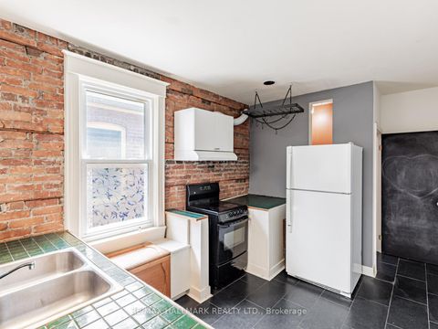 Photo 8 at 244 King Edward Avenue, Lumsden, Toronto