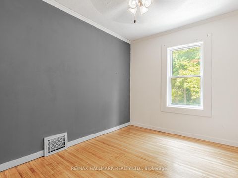 Photo 14 at 244 King Edward Avenue, Lumsden, Toronto
