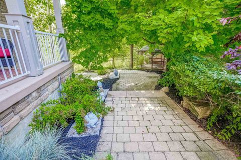 Photo 3 at 17 Duncton Wood Crescent, Hills of St Andrew, Aurora