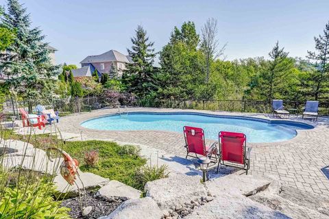 Photo 42 at 17 Duncton Wood Crescent, Hills of St Andrew, Aurora