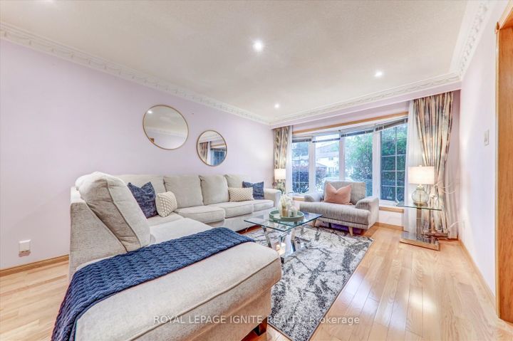 Photo 5 at 42 Fireside Drive, Rouge E11, Toronto