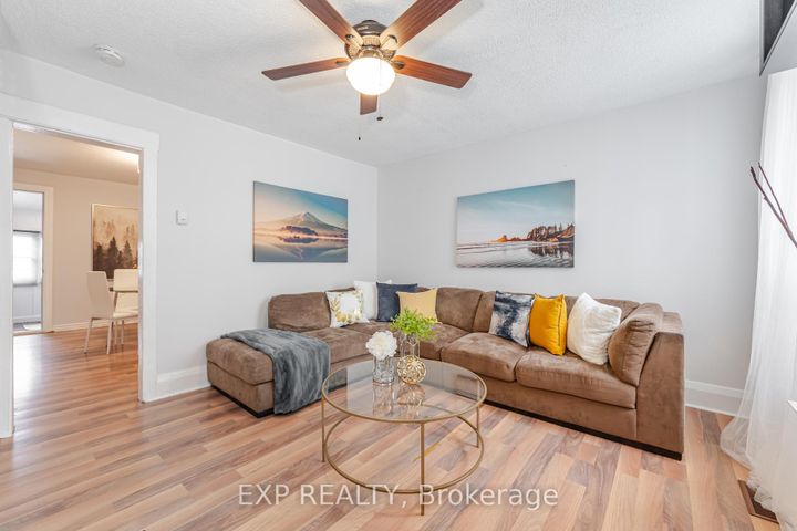 Photo 7 at 214 Silverthorn Avenue, Pellam Park, Toronto