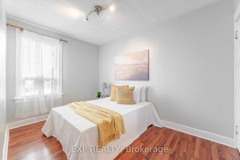 Photo 23 at 214 Silverthorn Avenue, Pellam Park, Toronto