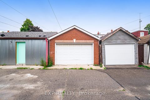 Photo 40 at 214 Silverthorn Avenue, Pellam Park, Toronto