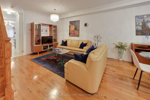 Photo 5 at 15B Robina Avenue, Oakwood Village, Toronto