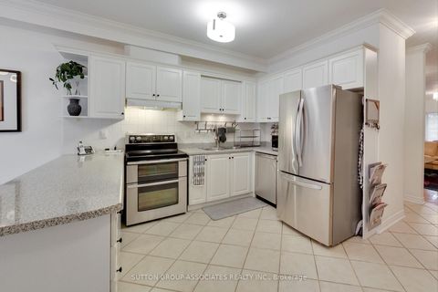 Photo 10 at 15B Robina Avenue, Oakwood Village, Toronto