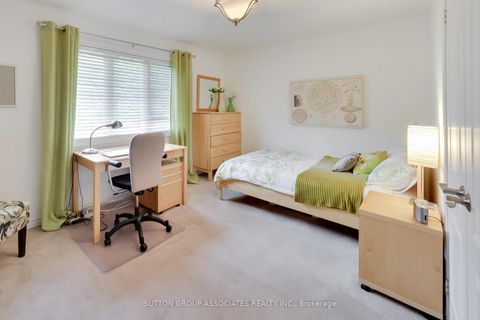 Photo 15 at 15B Robina Avenue, Oakwood Village, Toronto