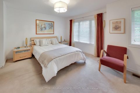 Photo 23 at 15B Robina Avenue, Oakwood Village, Toronto