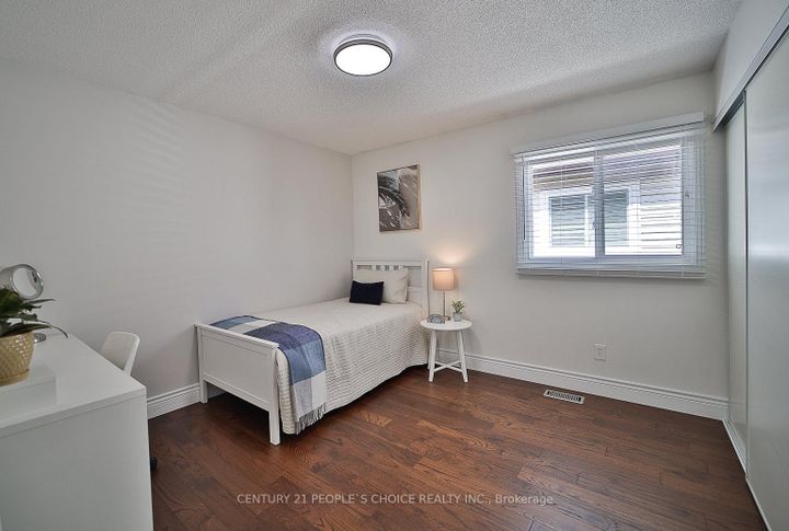 Photo 15 at 3596 Nutcracker Drive, Lisgar, Mississauga