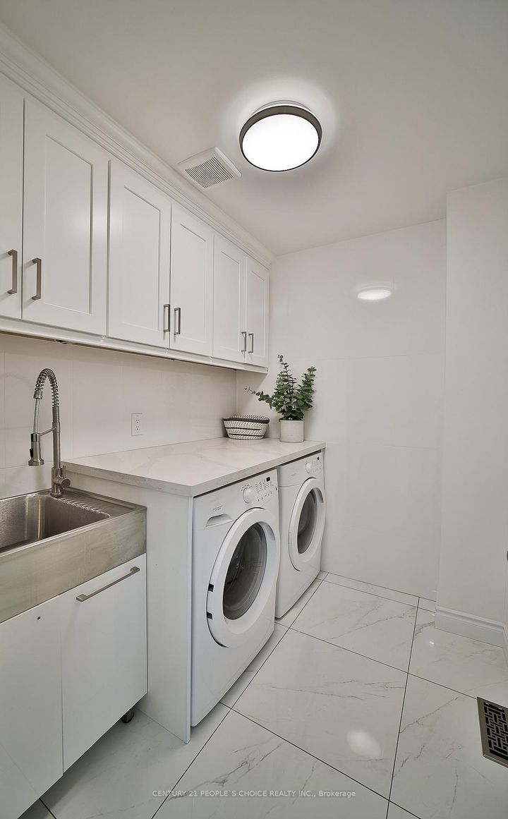 Photo 23 at 3596 Nutcracker Drive, Lisgar, Mississauga