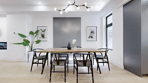 Photo 4 at 122 Crawford Street, Bellwoods, Toronto