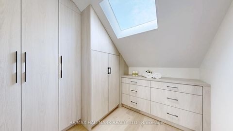 Photo 26 at 122 Crawford Street, Bellwoods, Toronto