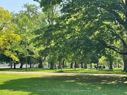 Photo 41 at 122 Crawford Street, Bellwoods, Toronto